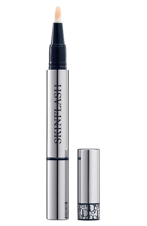 dior skinflash 光彩增强笔仿制品|dior skinflash radiance pen.